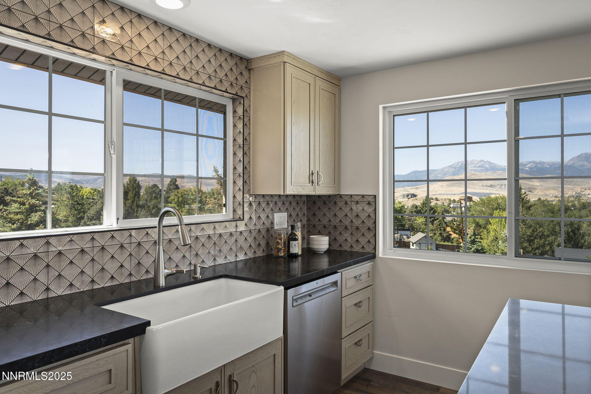 13900 Virginia Foothills Drive Reno, NV 89521 - Photo 25 of 53 25-web-or-mls-_DSC7124