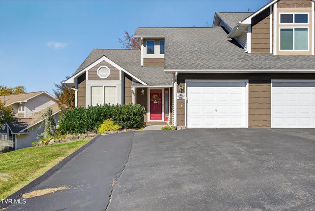 $252,500 | 118 Timberbrook Drive, Unit 118, Bristol, VA 24201