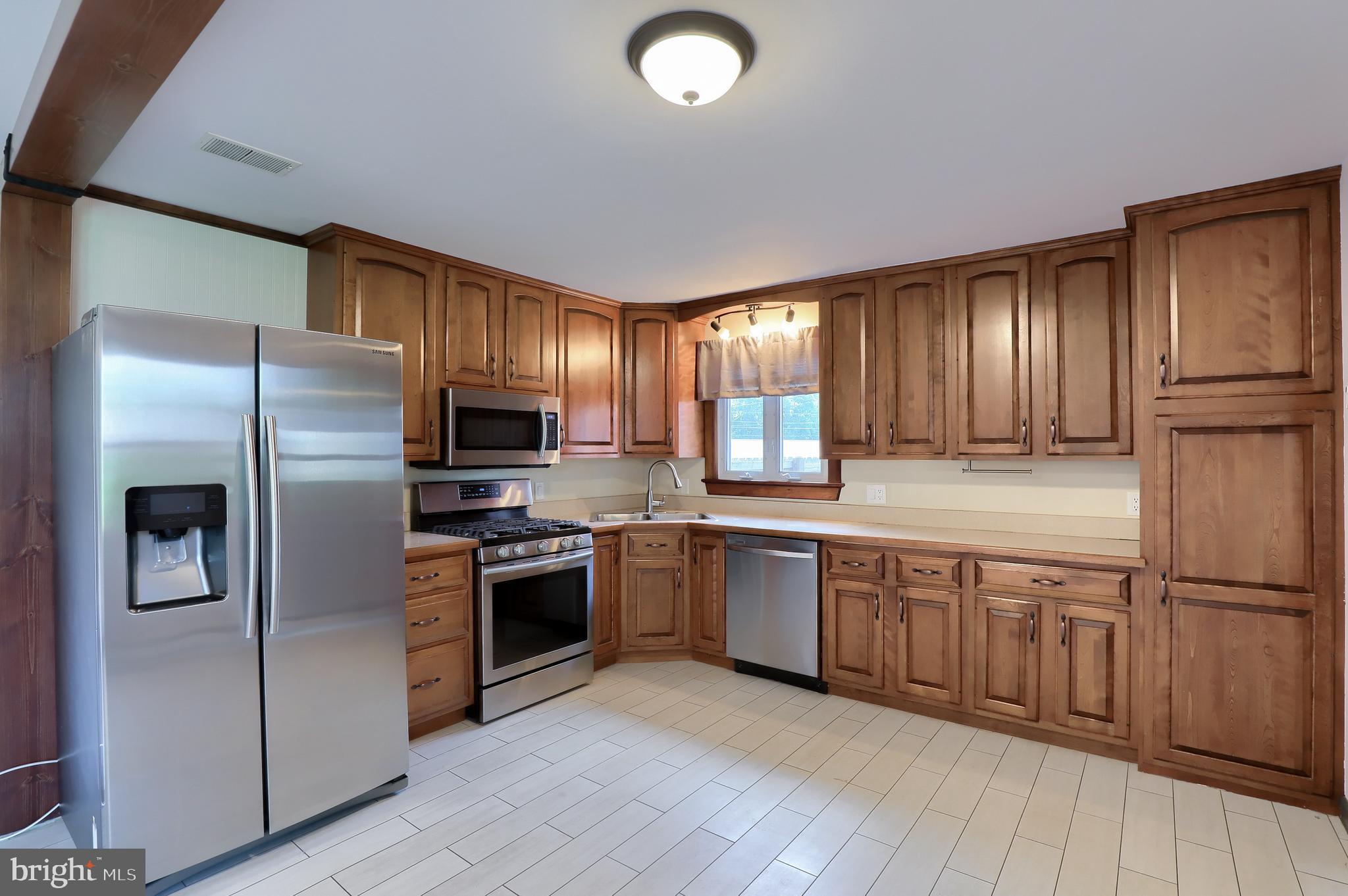 34 Miller Road Akron, PA 17501 - Photo 16 of 39