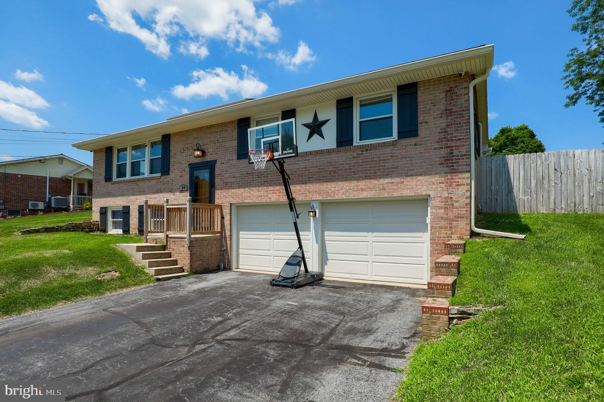 34 Miller Road Akron, PA 17501 - Photo 5 of 39 V5