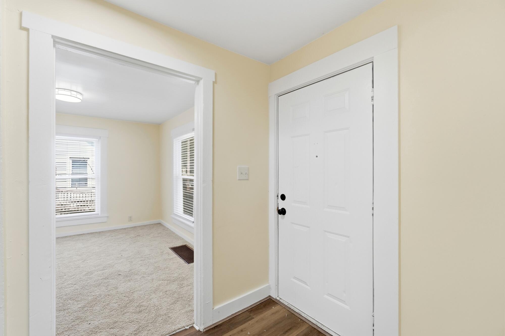 2015 Clifton Avenue Springfield, OH 45505 - Photo 8 of 56 039