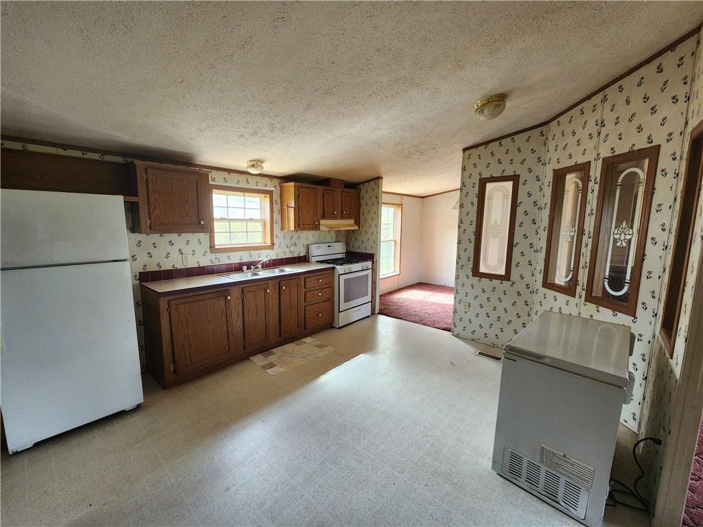 1256 Amity Ridge Road Amity, PA 15311 - Photo 8 of 28 Gallery Image 8