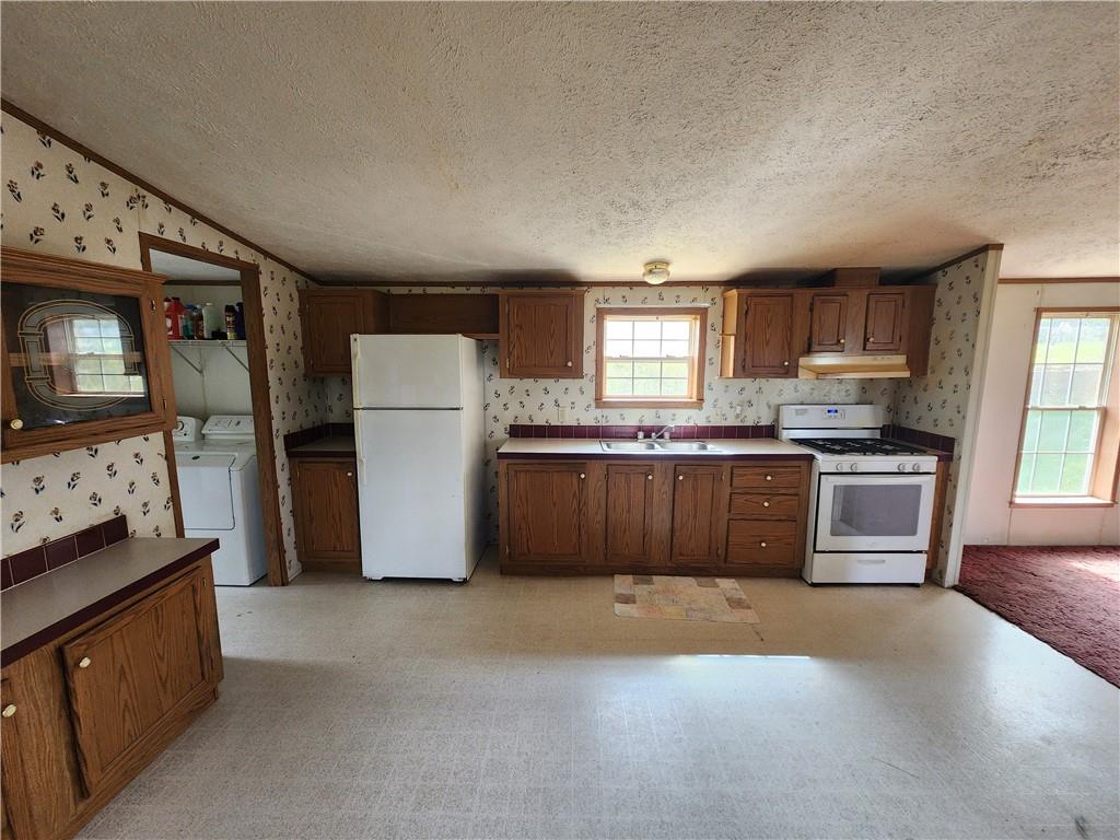 1256 Amity Ridge Road Amity, PA 15311 - Photo 9 of 28 Gallery Image 9
