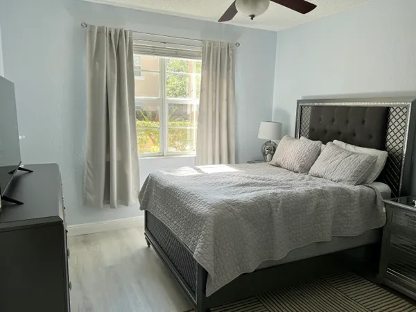 $3,000 | 1805 North Flagler Drive, Unit 112, West Palm Beach, FL 33407