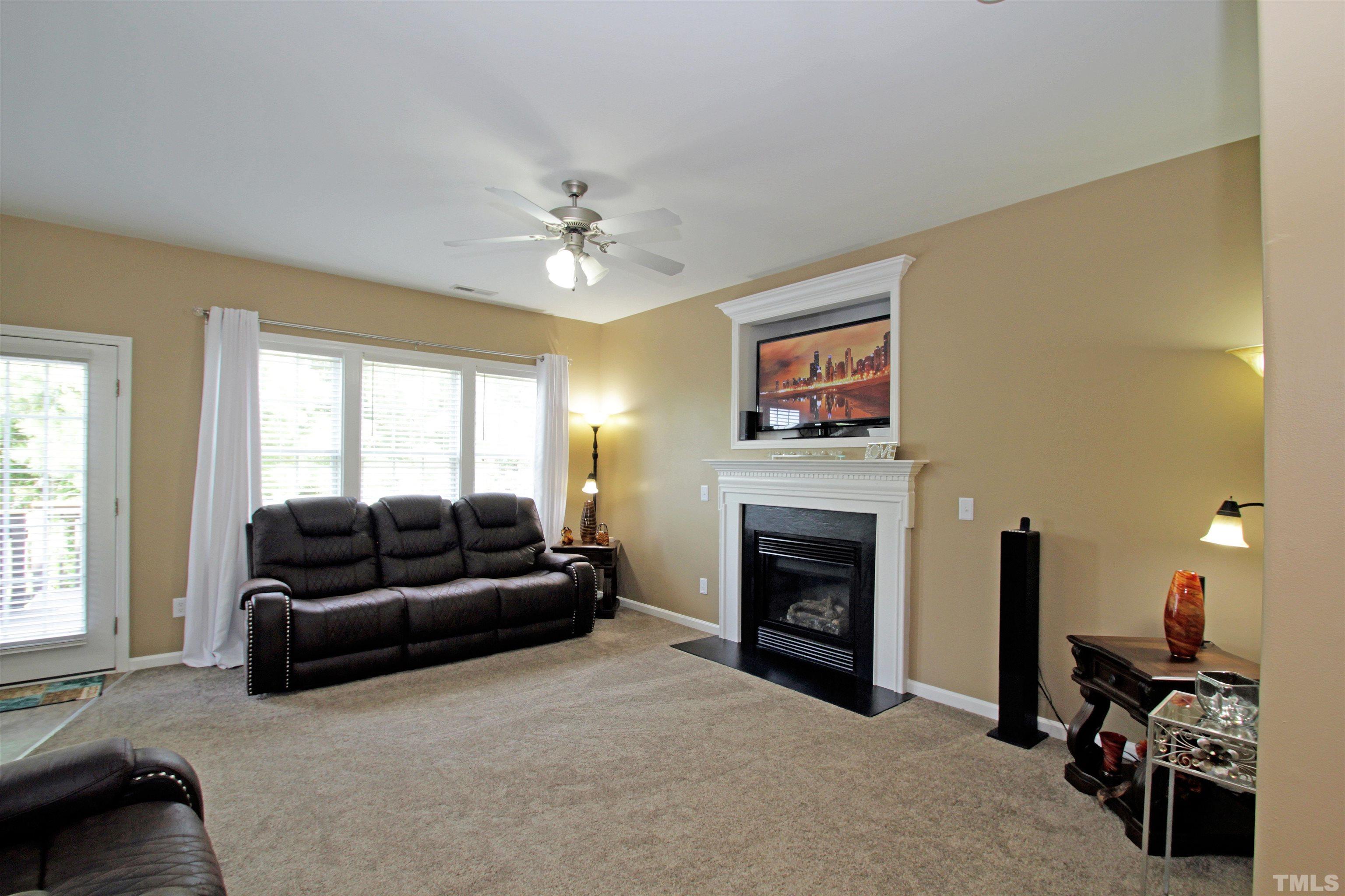 5837 Wynmore Road Raleigh, NC 27610 - Photo 3 of 26