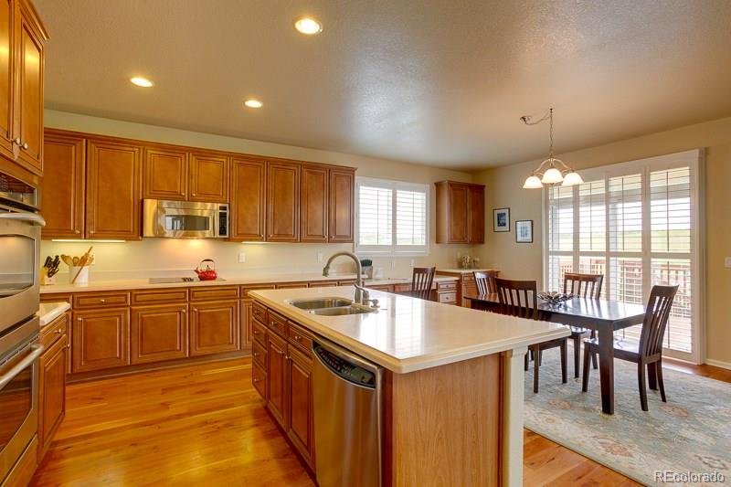 11074 Valleybrook Circle Highlands Ranch, CO 80130 - Photo 9 of 33 Gallery Image 9