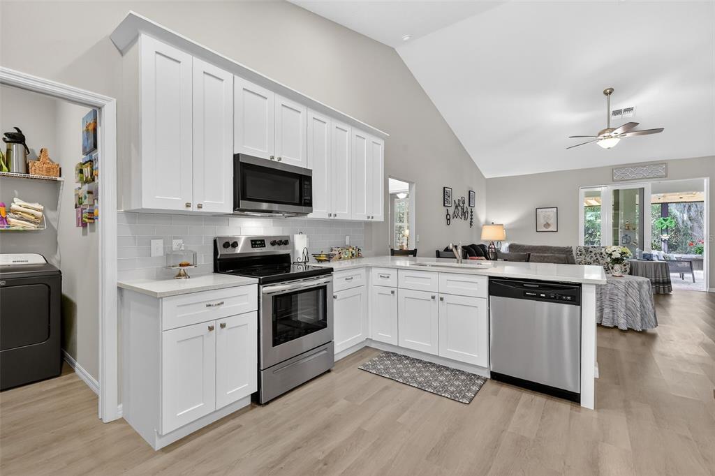 1242 Palmetto Road Eustis, FL 32726 - Photo 16 of 49