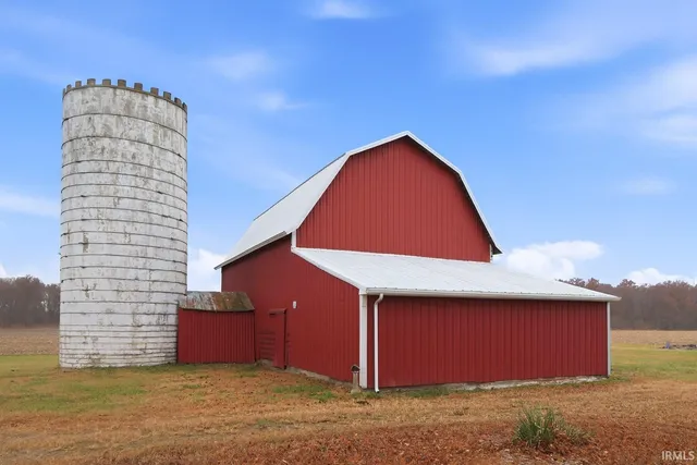 $354,000 | 8311 North 1050th Street West, Royal Center, IN 46978