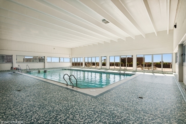 4170 North Marine Drive, Unit 14H Chicago, IL 60613 - Photo 11 of 18