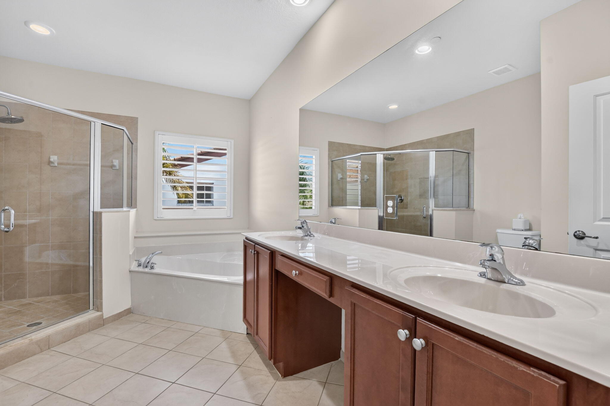 27 Northwest Hawthorne Place Boca Raton, FL 33432 - Photo 34 of 52 39-web-or-mls-DSC_1049