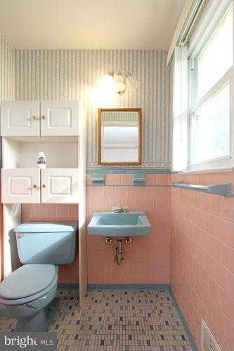 9002 Oxon Hill Road Fort Washington, MD 20744 - Photo 20 of 30 Bath
