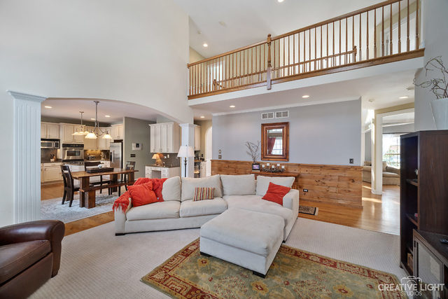 8 Winthrop New Road Sugar Grove, IL 60554 - Photo 11 of 38 a living room with furniture