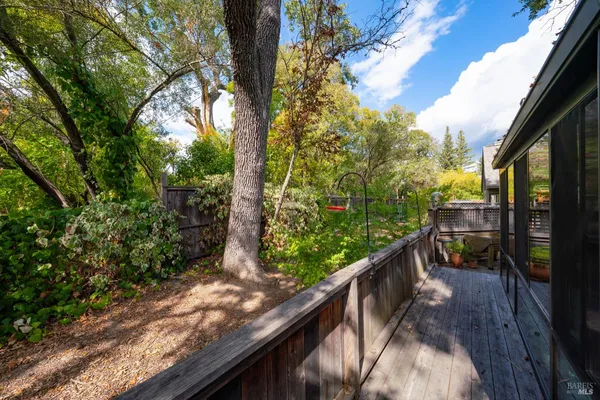 $995,000 | 1430 Wallis Court, St. Helena, CA 94574