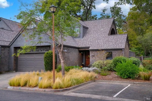 $995,000 | 1430 Wallis Court, St. Helena, CA 94574