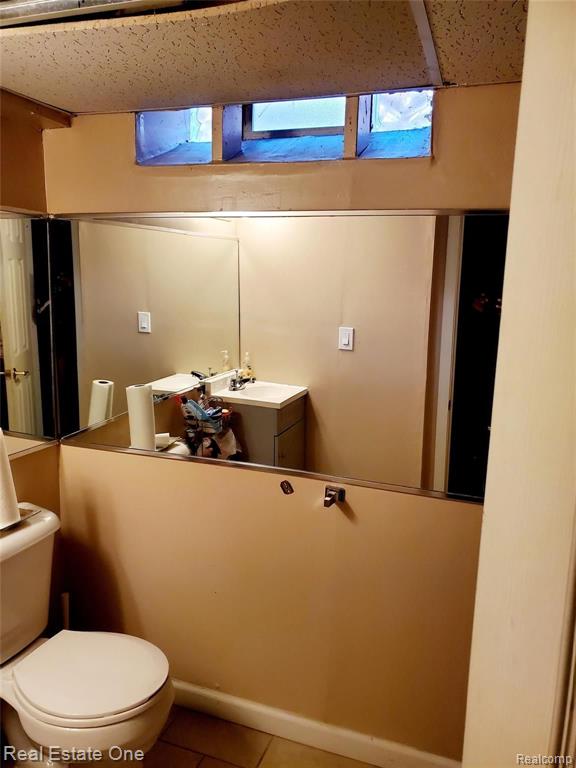 18550 Edinborough Road Detroit, MI 48219 - Photo 25 of 29