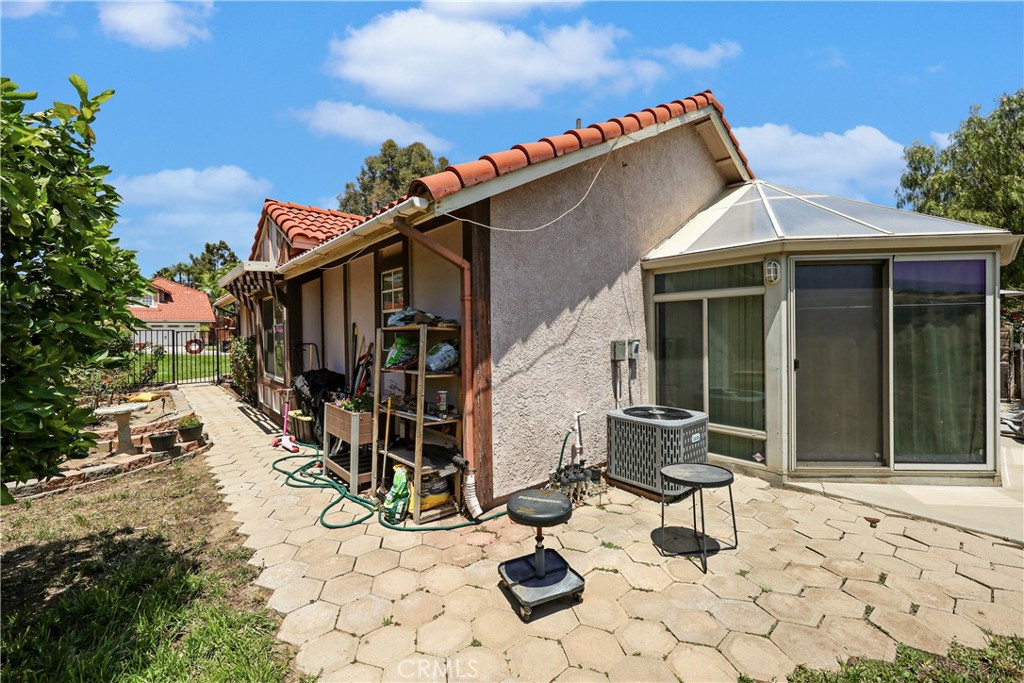9195 Stone Canyon Road Corona, CA 92883 - Photo 19 of 31