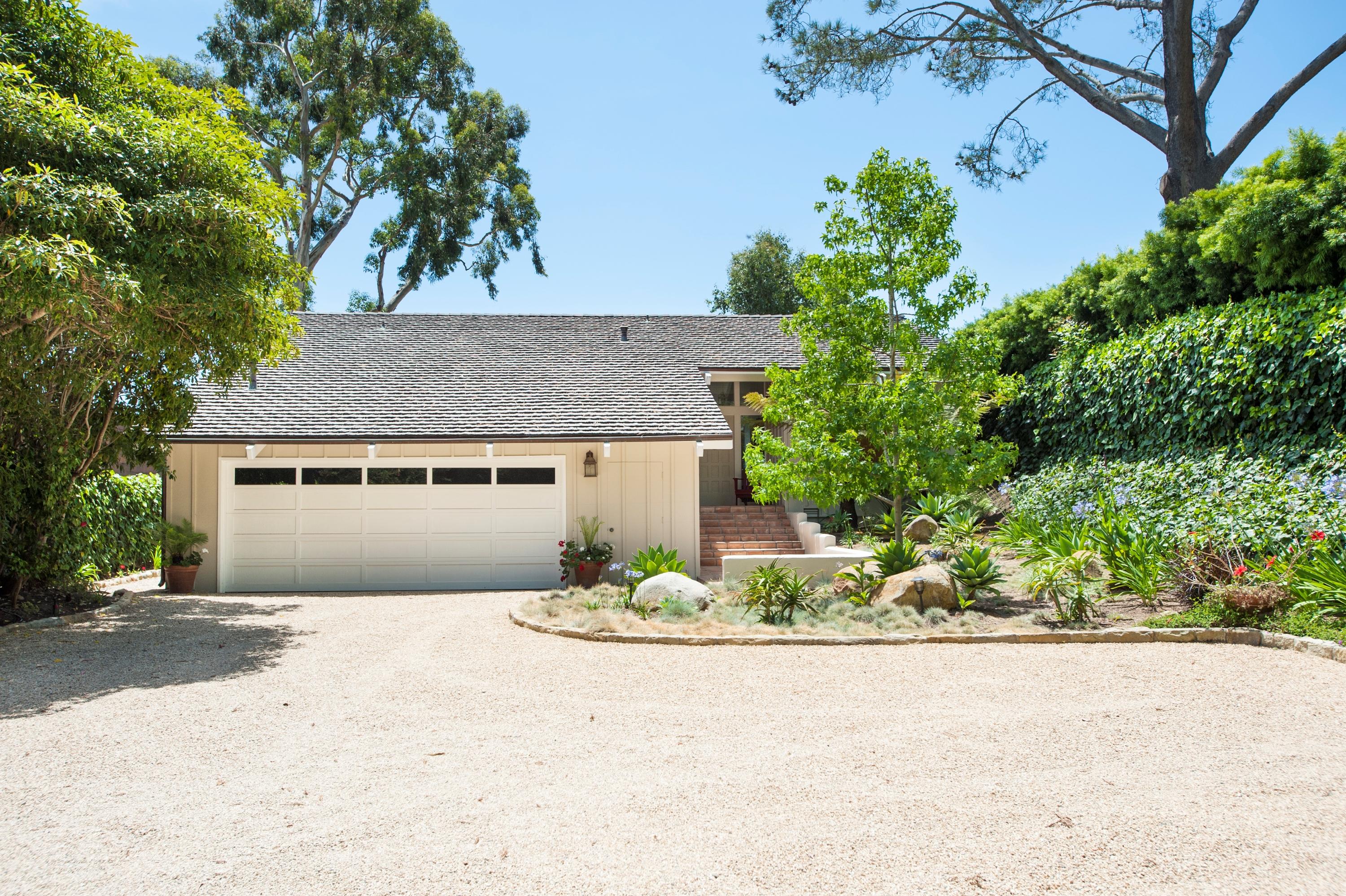 3284 Beach Club Road Carpinteria, CA 93013 - Photo 15 of 17 front view of a house