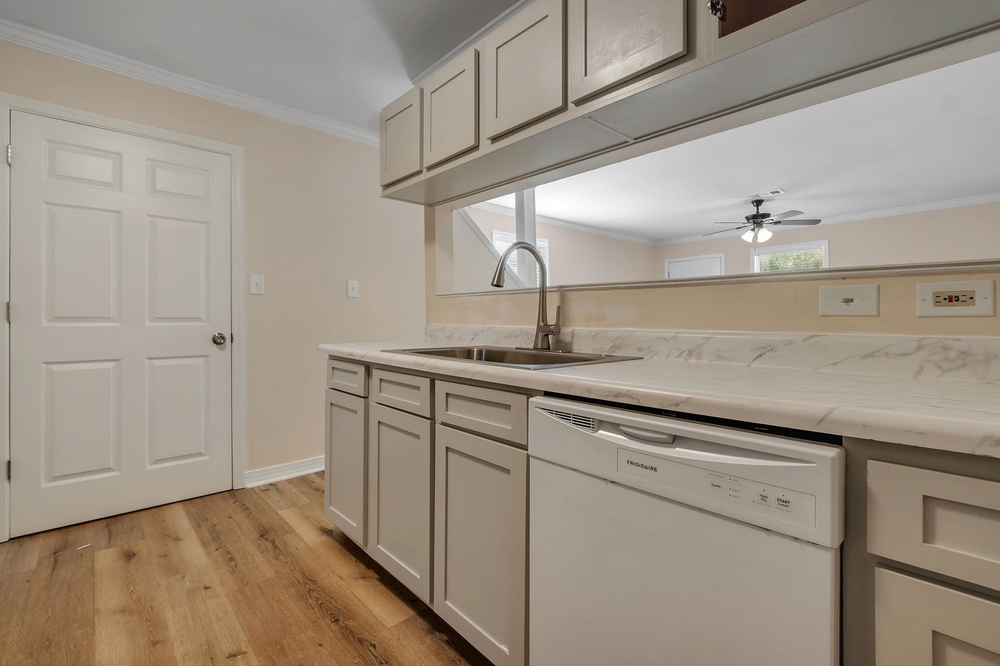 1300 Ocala Road, Unit C Tallahassee, FL 32304 - Photo 3 of 24