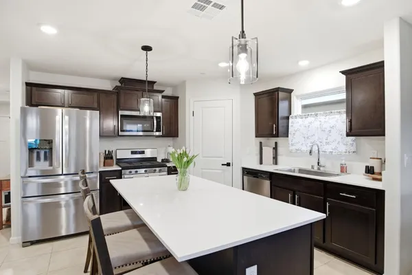 $499,900 | 12088 Kadota Avenue, Waterford, CA 95386