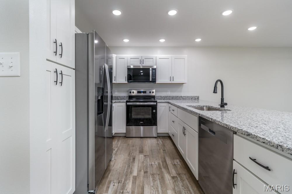 880 East Street Lebanon, MO 65536 - Photo 9 of 32