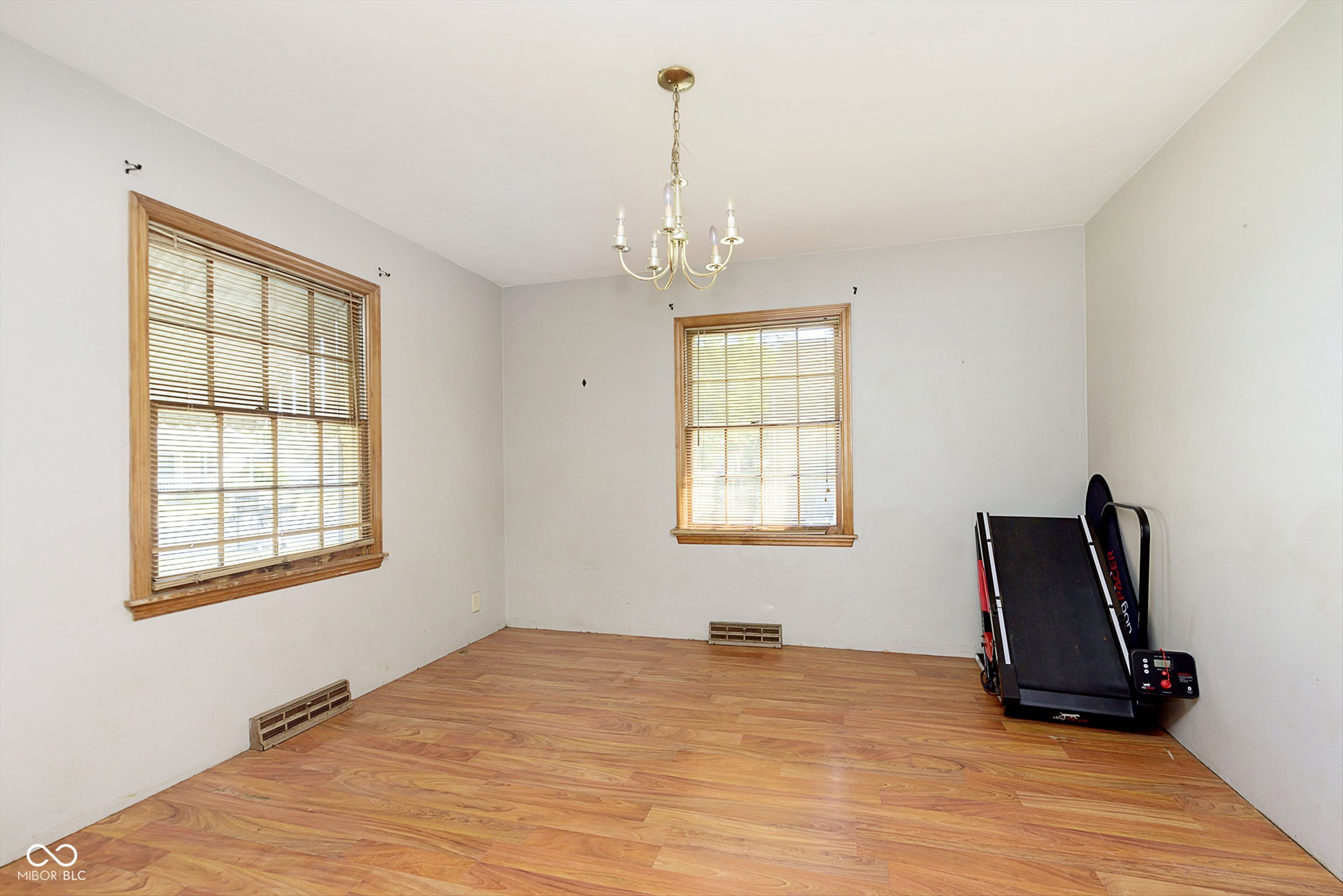 1735 Poplar Street Anderson, IN 46012 - Photo 8 of 25