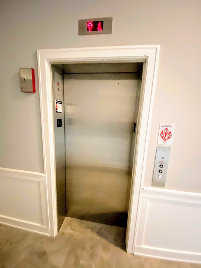 3203 North Ridgeway Avenue, Unit 2B Chicago, IL 60618 - Photo 2 of 15