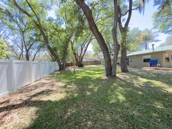 $415,000 | 207 Mandarin Lane, Fruitland Park, FL 34731