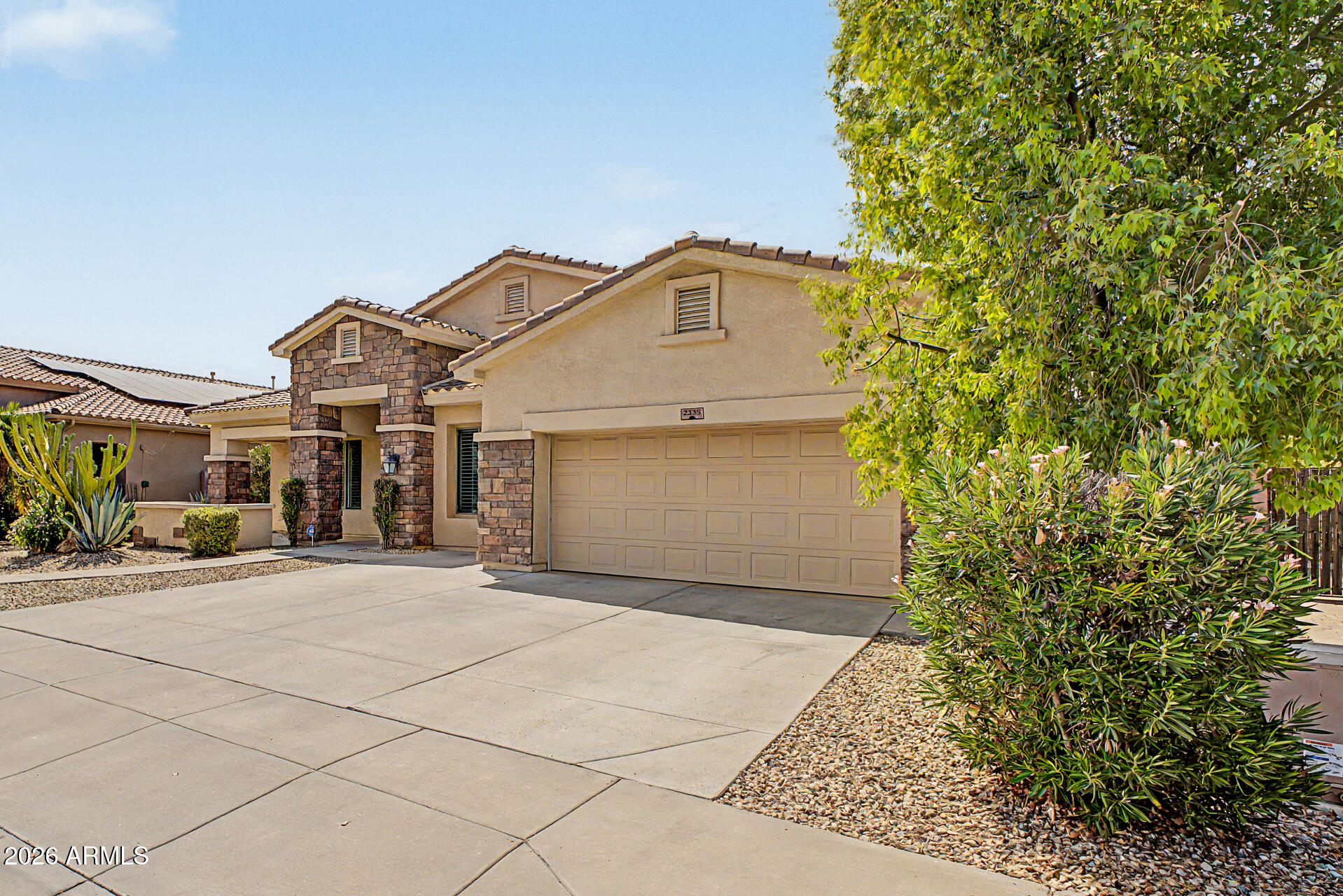 2335 West Maya Way Phoenix, AZ 85085 - Photo 5 of 52 06 - Maya