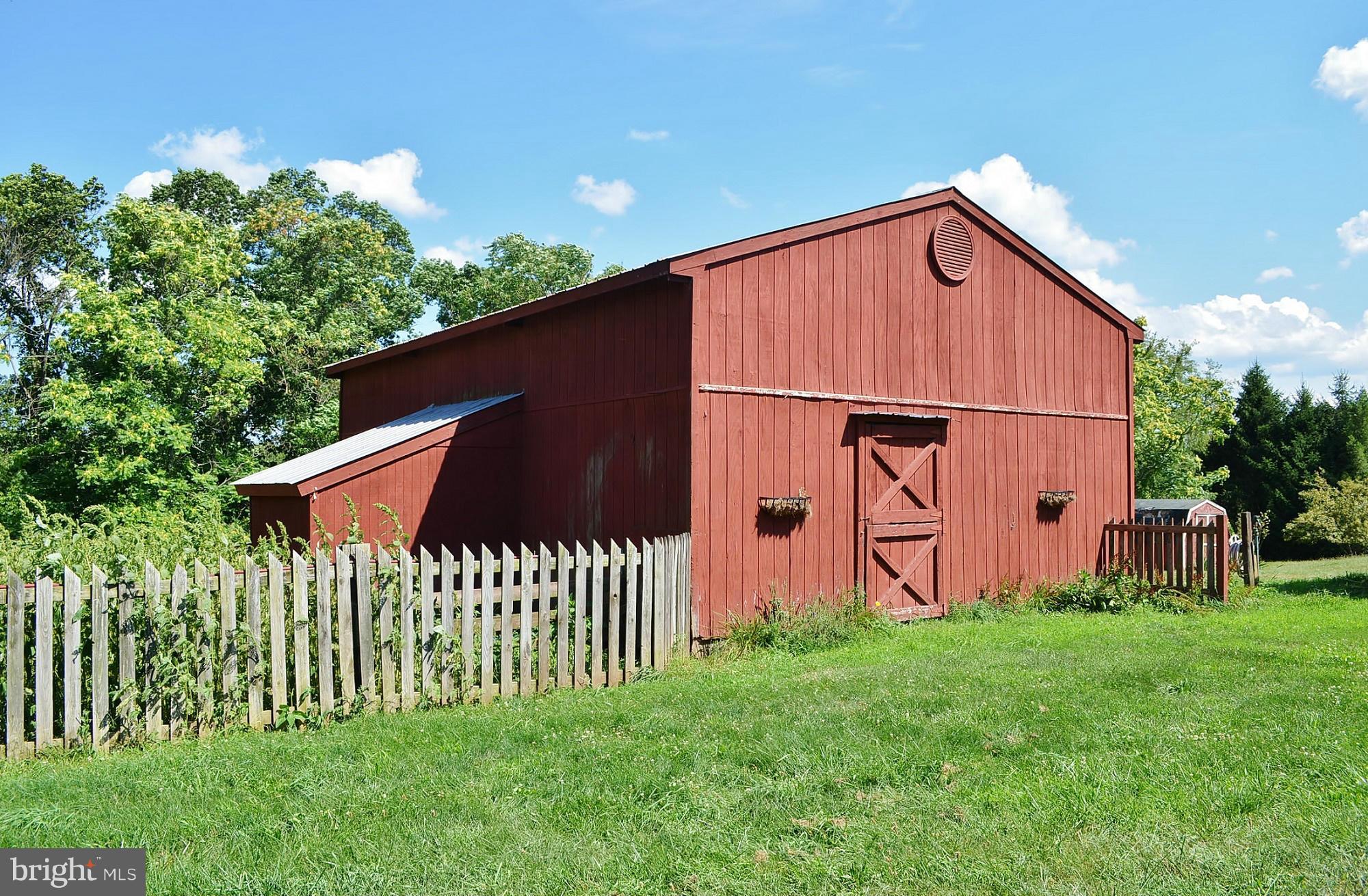 14365 Tollgate Ridge Road Hancock, MD 21750 - Photo 24 of 30 Barn