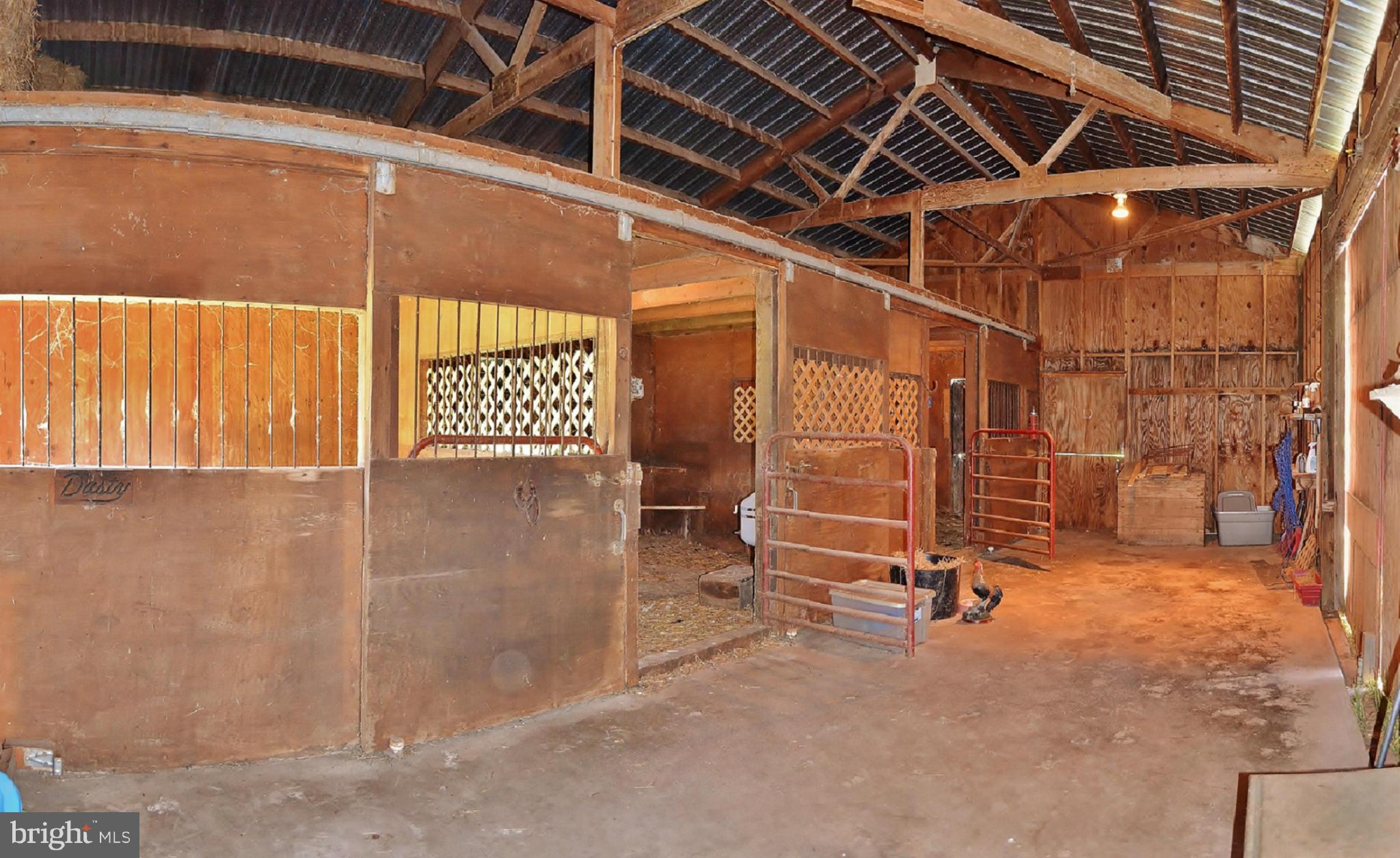 14365 Tollgate Ridge Road Hancock, MD 21750 - Photo 25 of 30 Barn