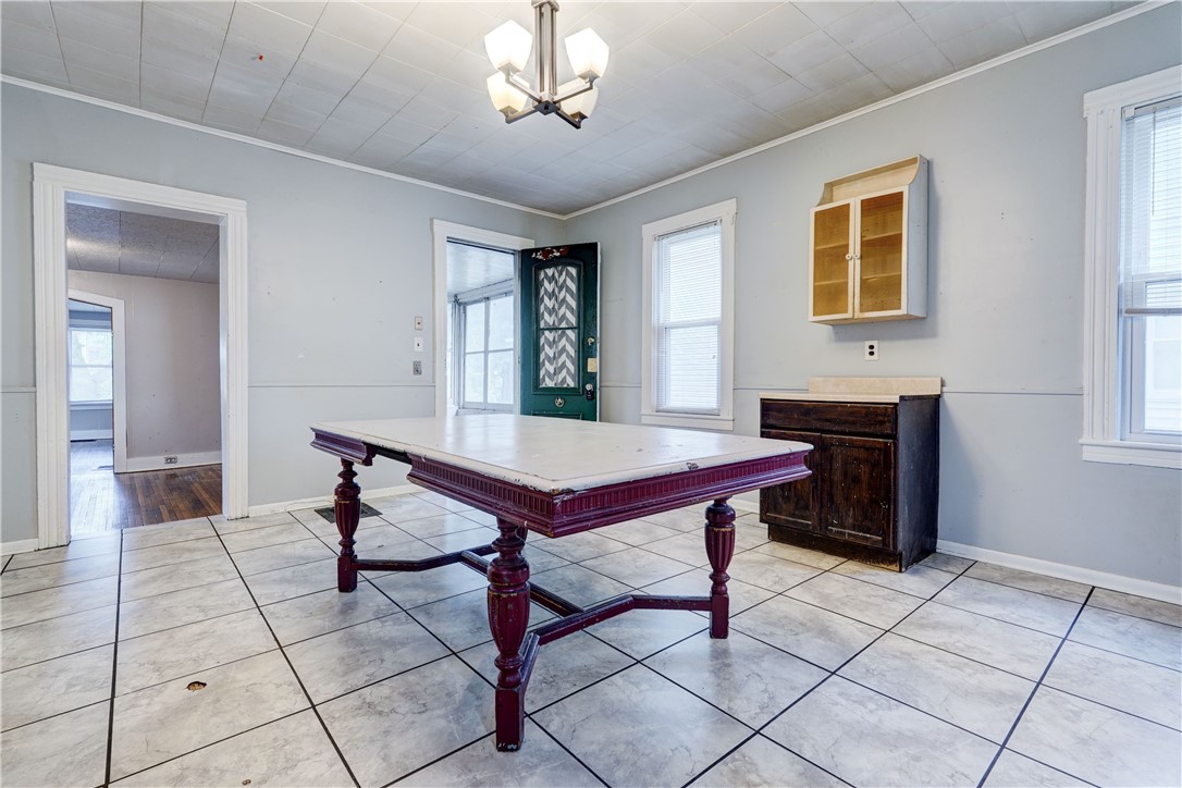 420 Gregory Street Rochester, NY 14620 - Photo 4 of 33