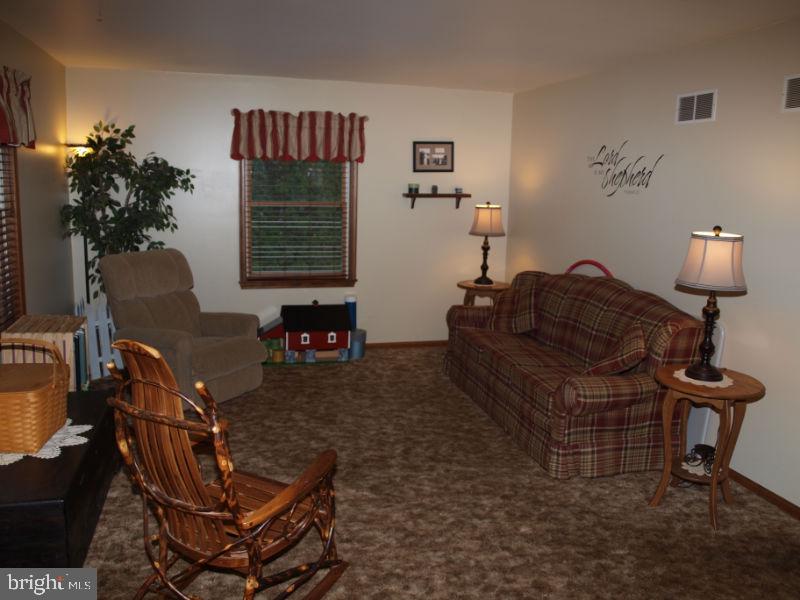 260 West Girl Scout Road Stevens, PA 17578 - Photo 4 of 22 Gallery Image 4