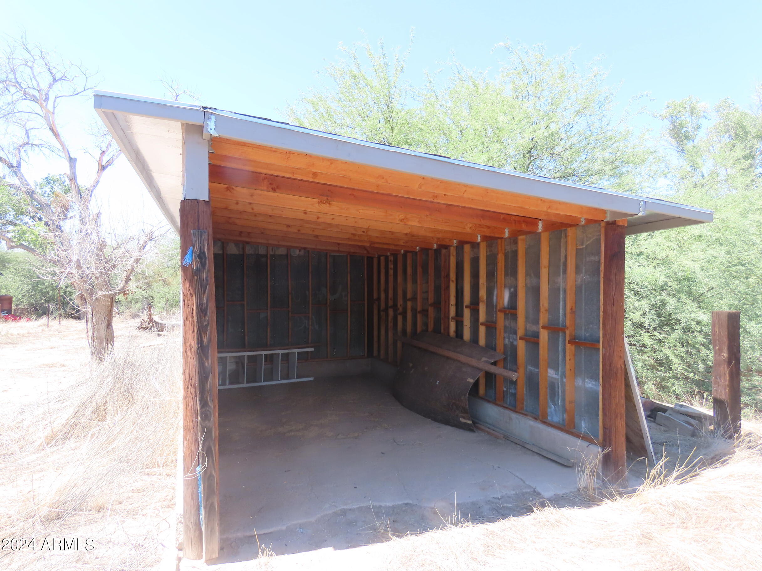 56120 East Riverside Road Kearny, AZ 85137 - Photo 14 of 28 a view of backyard with green space