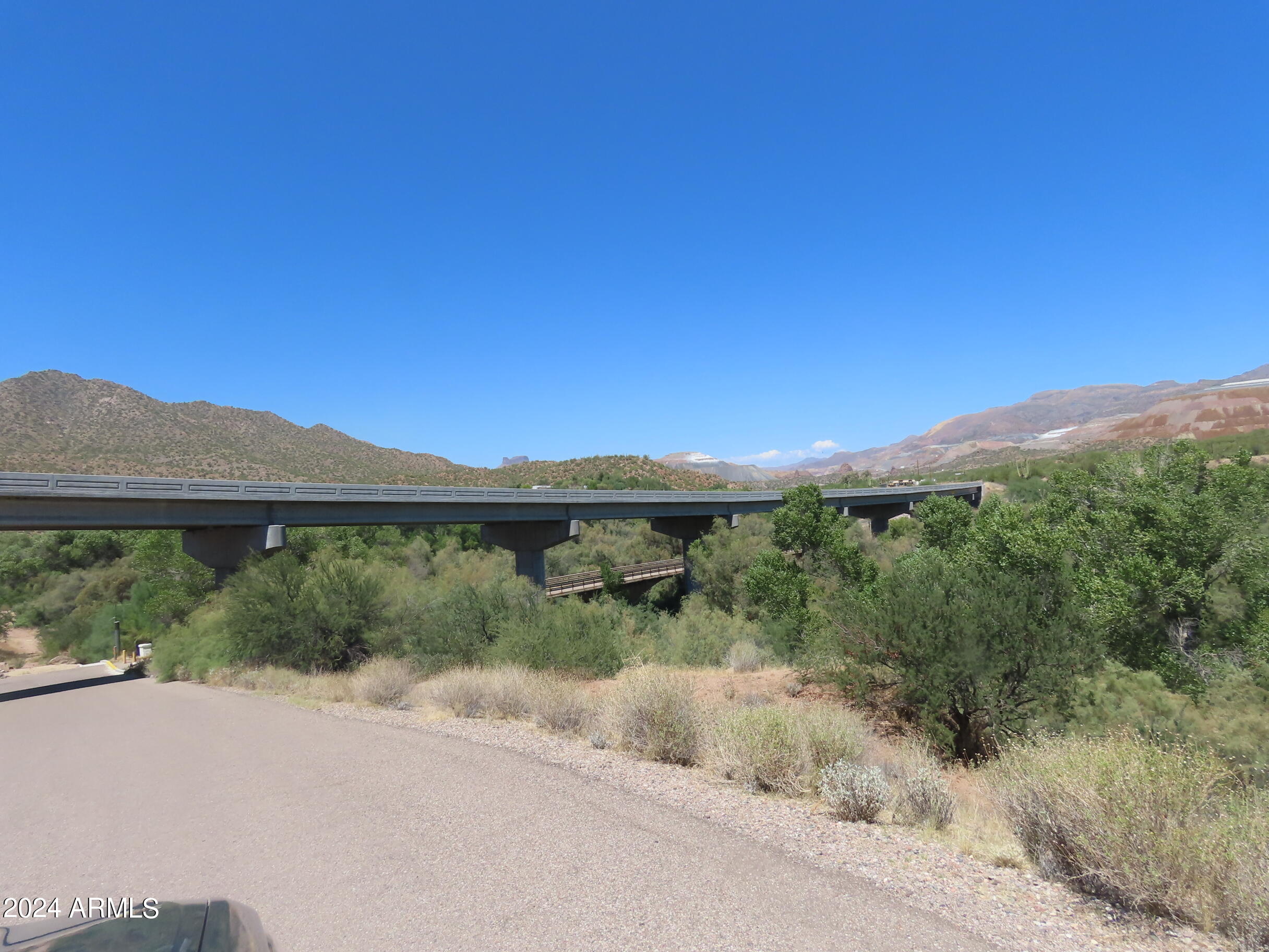 56120 East Riverside Road Kearny, AZ 85137 - Photo 22 of 28 a view of a outdoor space