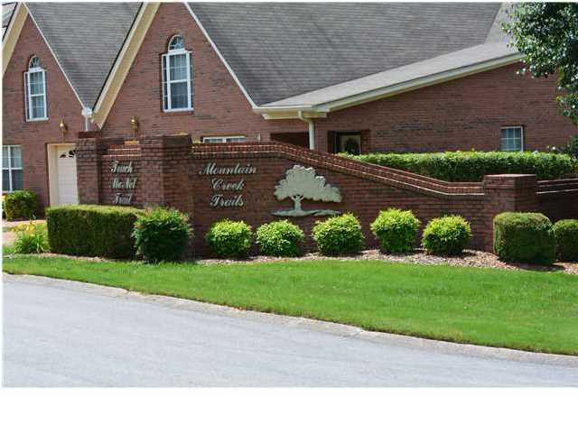 658 Westview Road Chattanooga, TN 37415 - Photo 1 of 13 Primary Photo