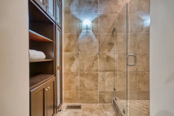 $525,000 | 314 Traditions Boulevard, Bowling Green, KY 42103