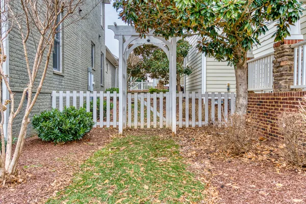 $525,000 | 314 Traditions Boulevard, Bowling Green, KY 42103
