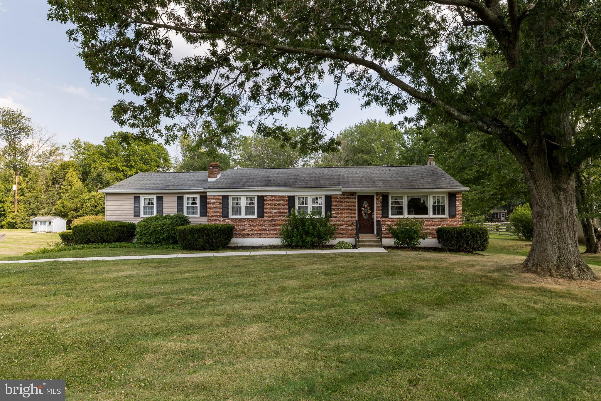8 Benburb Road Phoenixville, PA 19460 - Photo 1 of 23 8 Benburb Rd