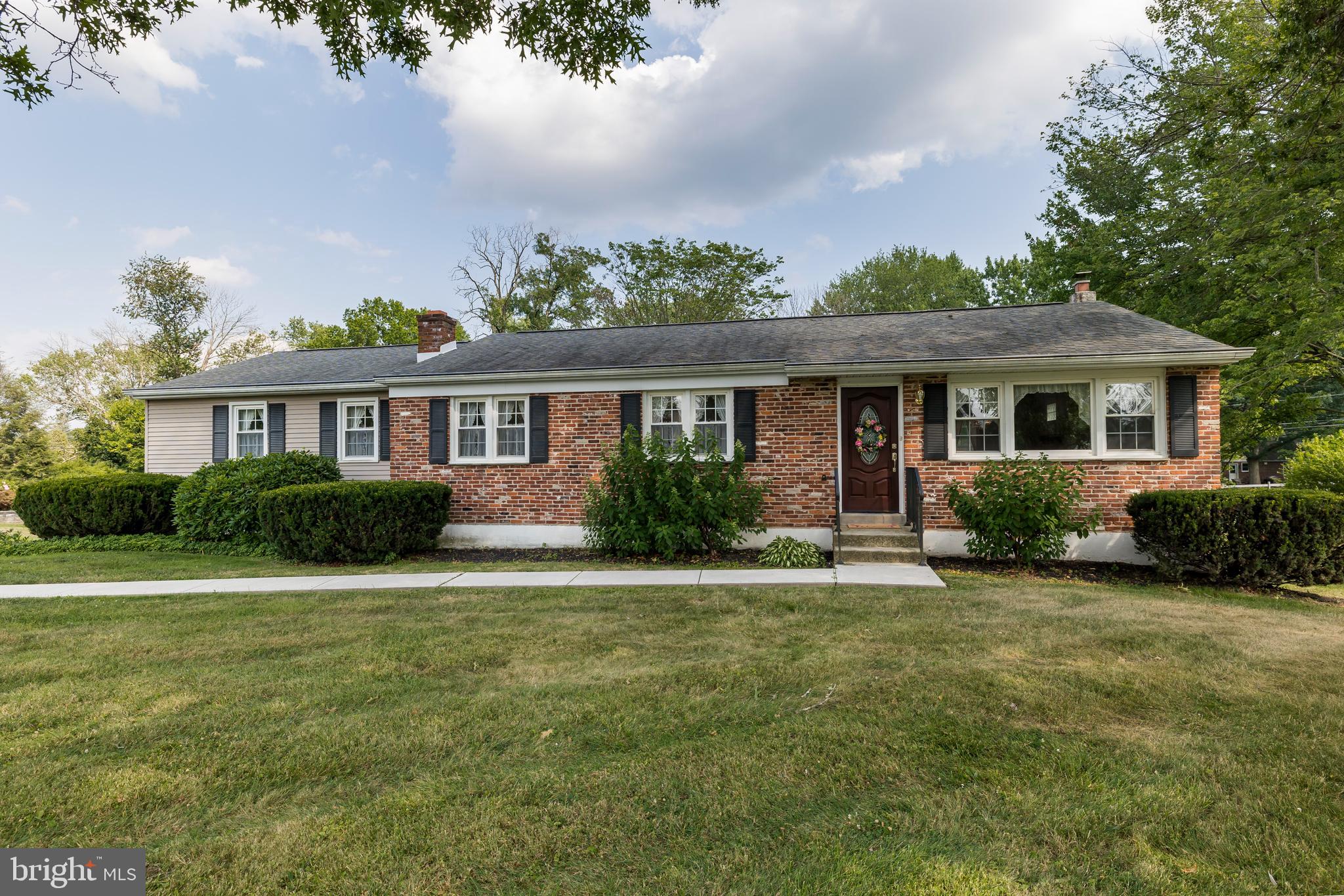 8 Benburb Road Phoenixville, PA 19460 - Photo 2 of 23 4 Bedrooms all on Main Level