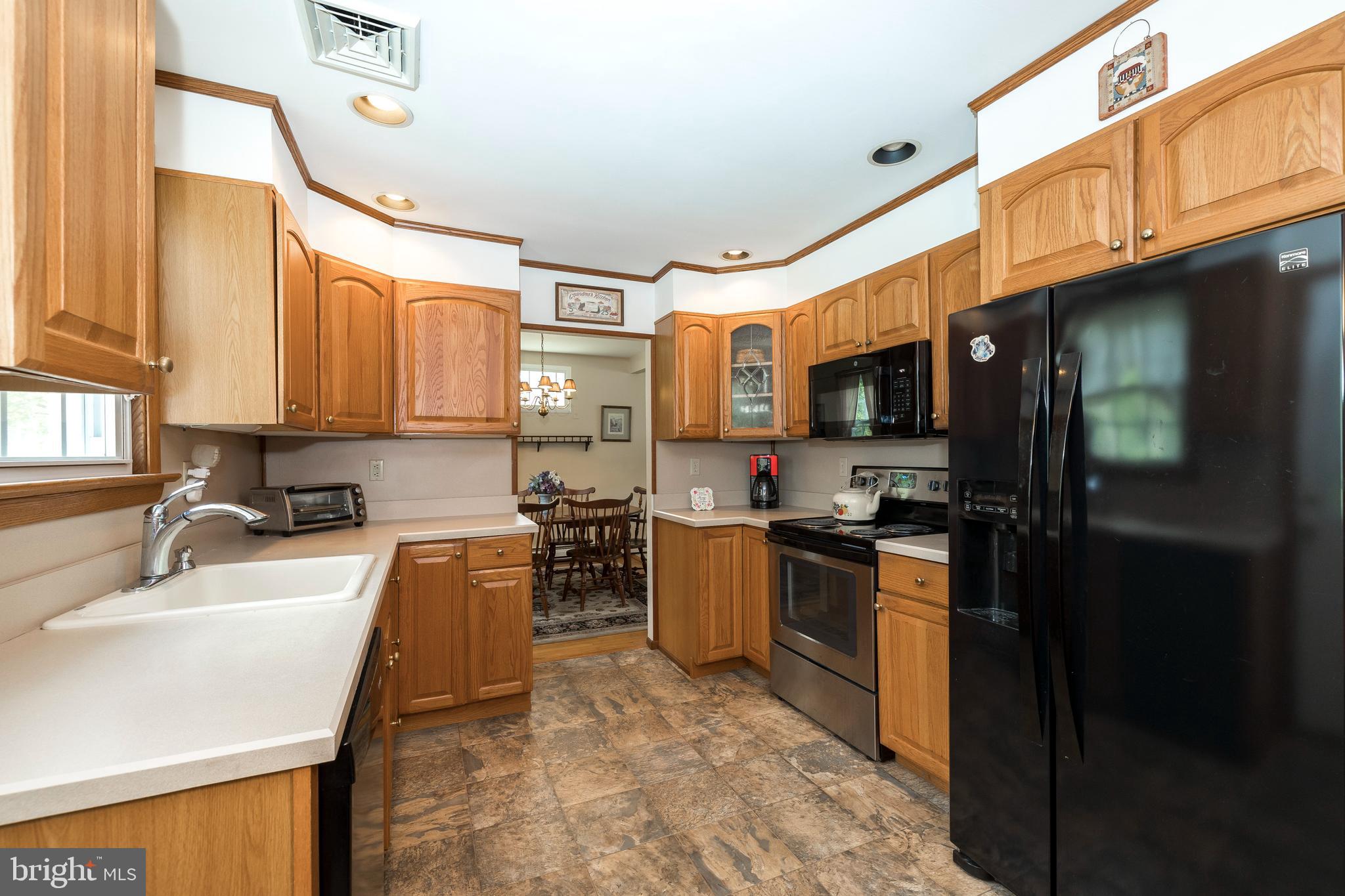 8 Benburb Road Phoenixville, PA 19460 - Photo 8 of 23 Plenty of Cabinets & Countertops