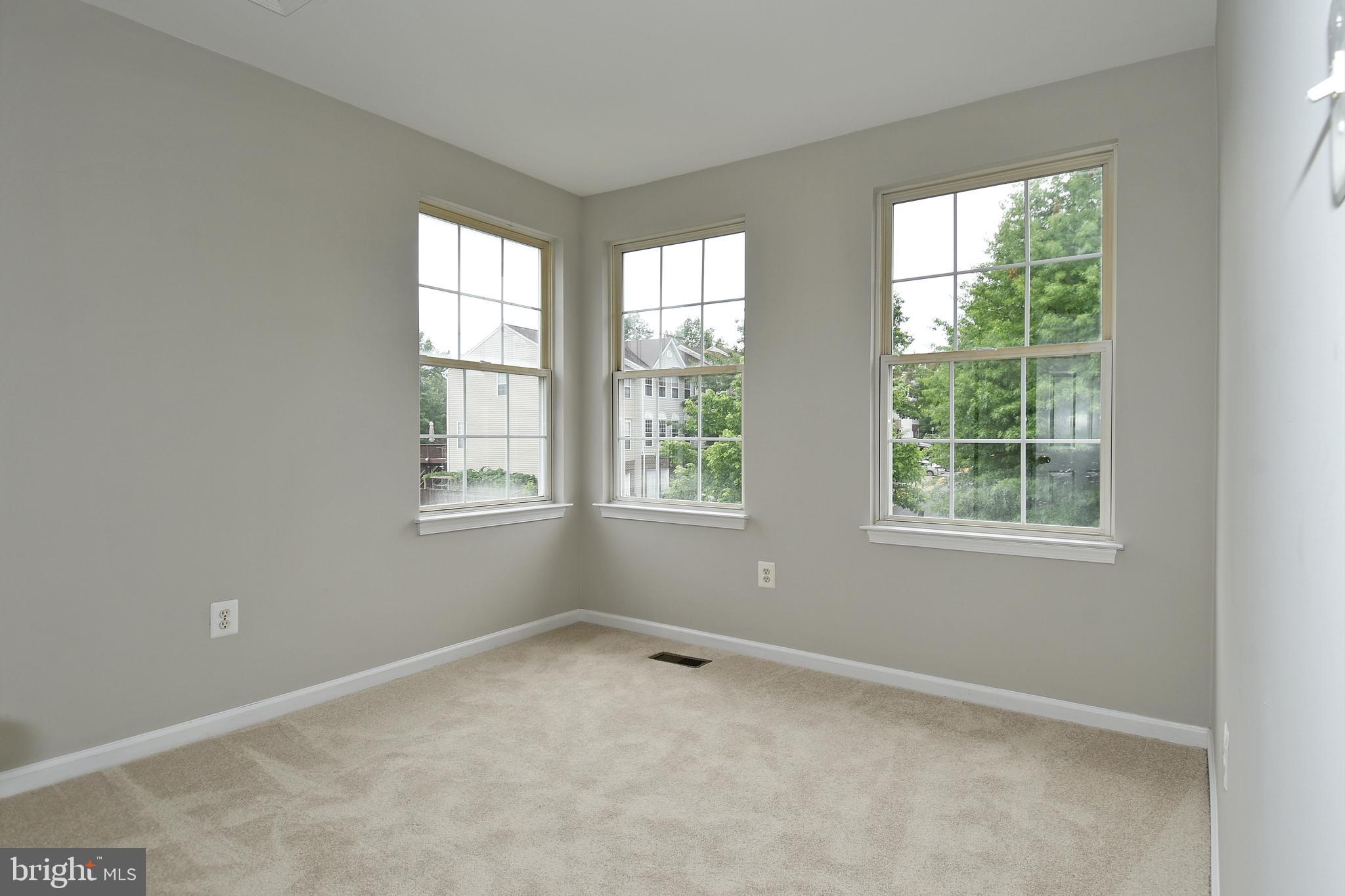 6433 McCoy Road Centreville, VA 20121 - Photo 20 of 37 Gallery Image 20