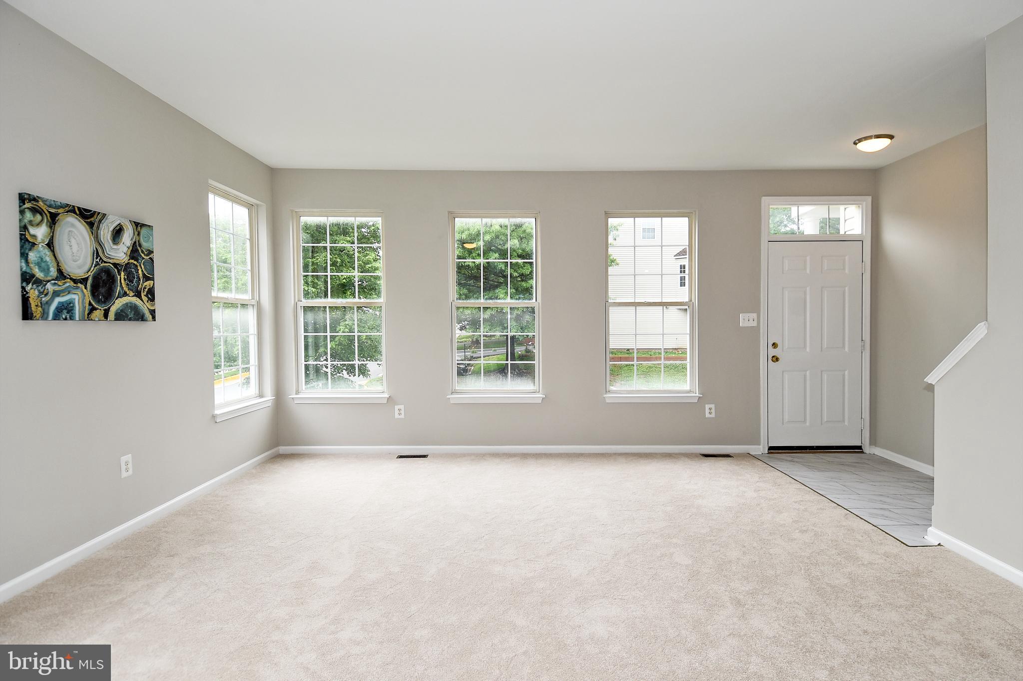 6433 McCoy Road Centreville, VA 20121 - Photo 8 of 37 Gallery Image 8