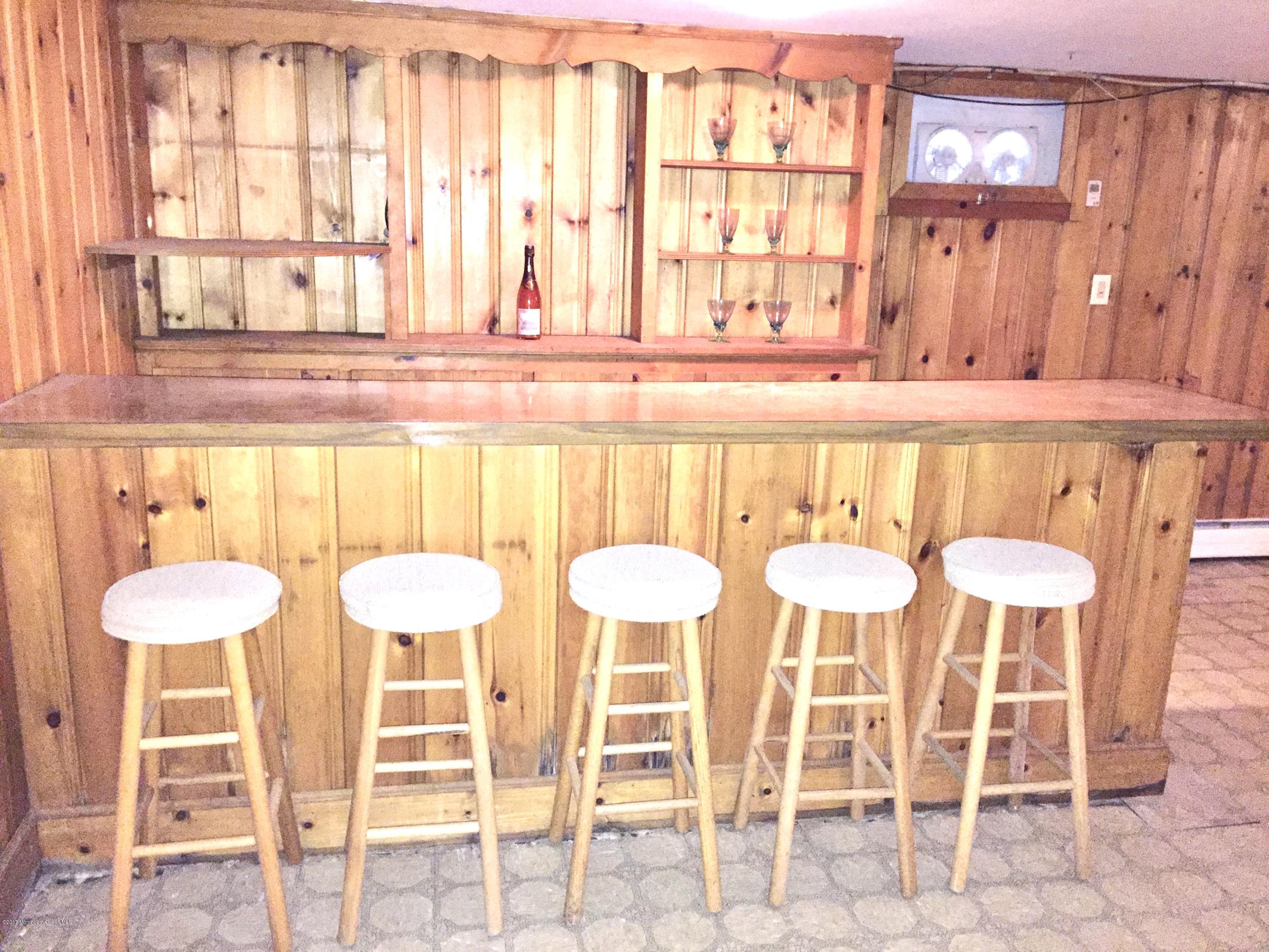 29 Bittner Road Perrineville, NJ 08535 - Photo 32 of 40 Basement Bar Area