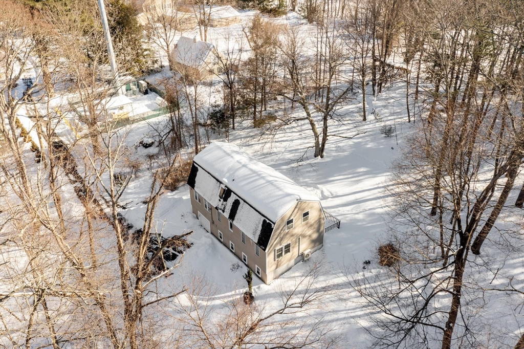 8 Woodchuck Hill Road Harvard, MA 01451 - Photo 27 of 36