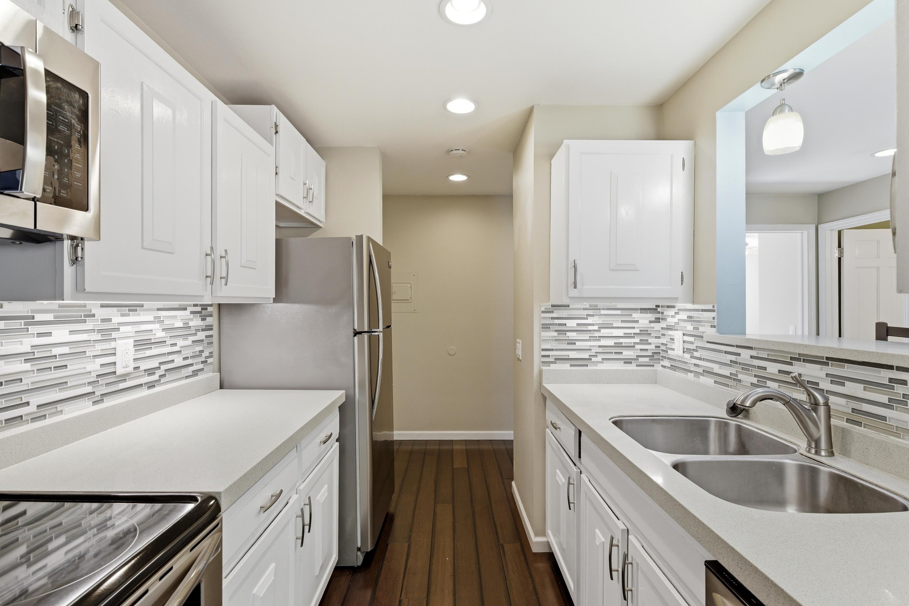 2140 Allen Boulevard, Unit 3 Middleton, WI 53562 - Photo 4 of 28