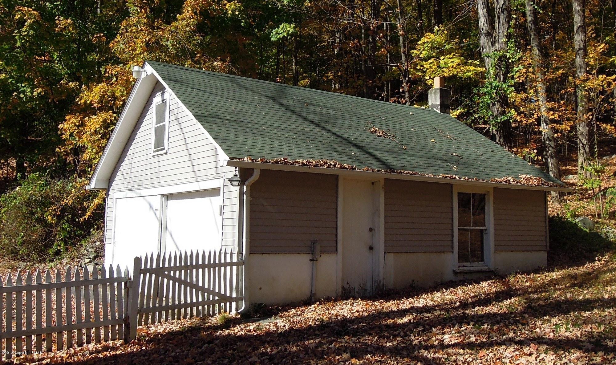 217 Lower Swiftwater Road Cresco, PA 18326 - Photo 16 of 21 garage