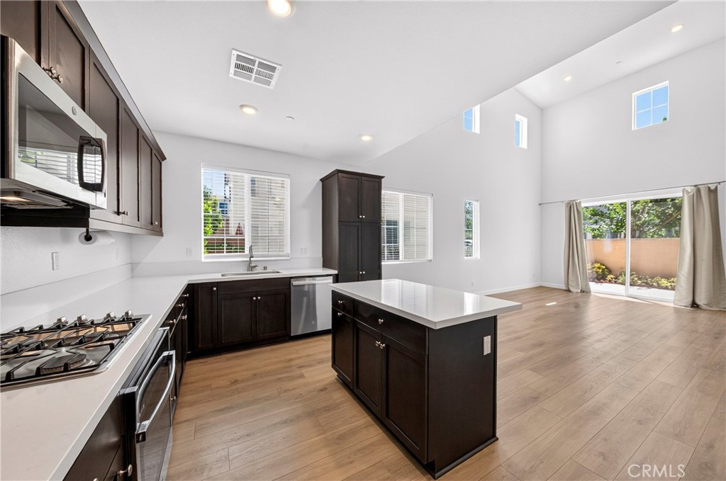 8564 Exposition Street Chino, CA 91708 - Photo 8 of 42 Gallery Image 8