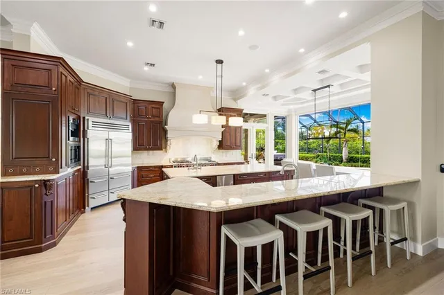 $6,495,000 | 707 Hickory Road, Naples, FL 34108