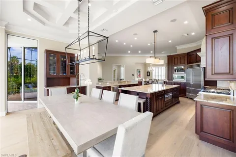 $5,495,000 | 707 Hickory Road, Naples, FL 34108