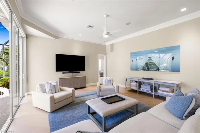 $6,495,000 | 707 Hickory Road, Naples, FL 34108